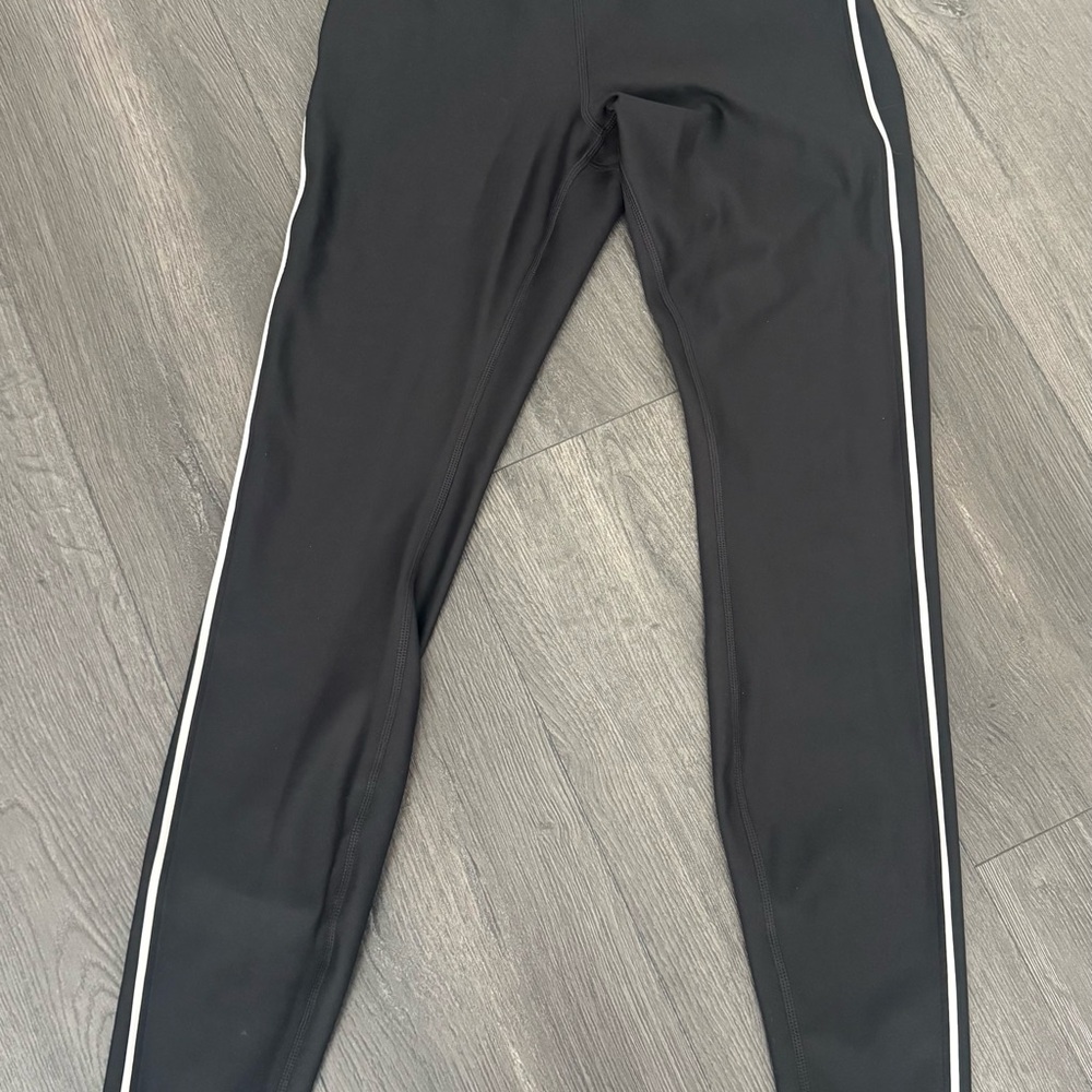 Alo Leggings with White Stripe